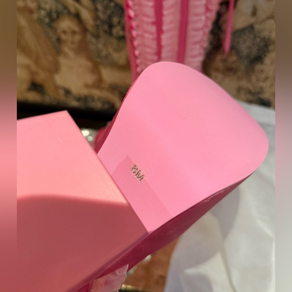 Let Them Eat Cake - Boots - Picture 4 of 6